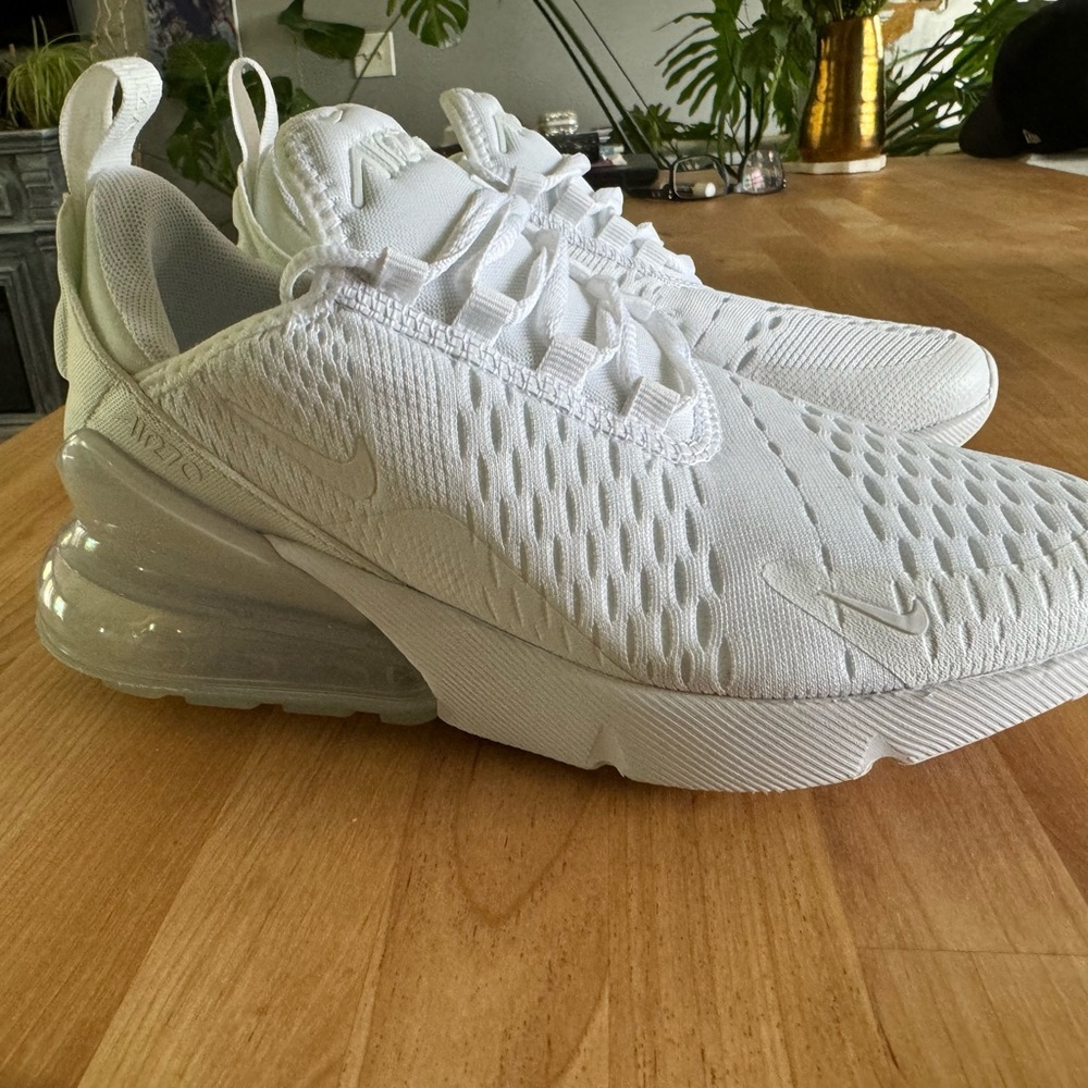 Brand new Nike Air Max 270